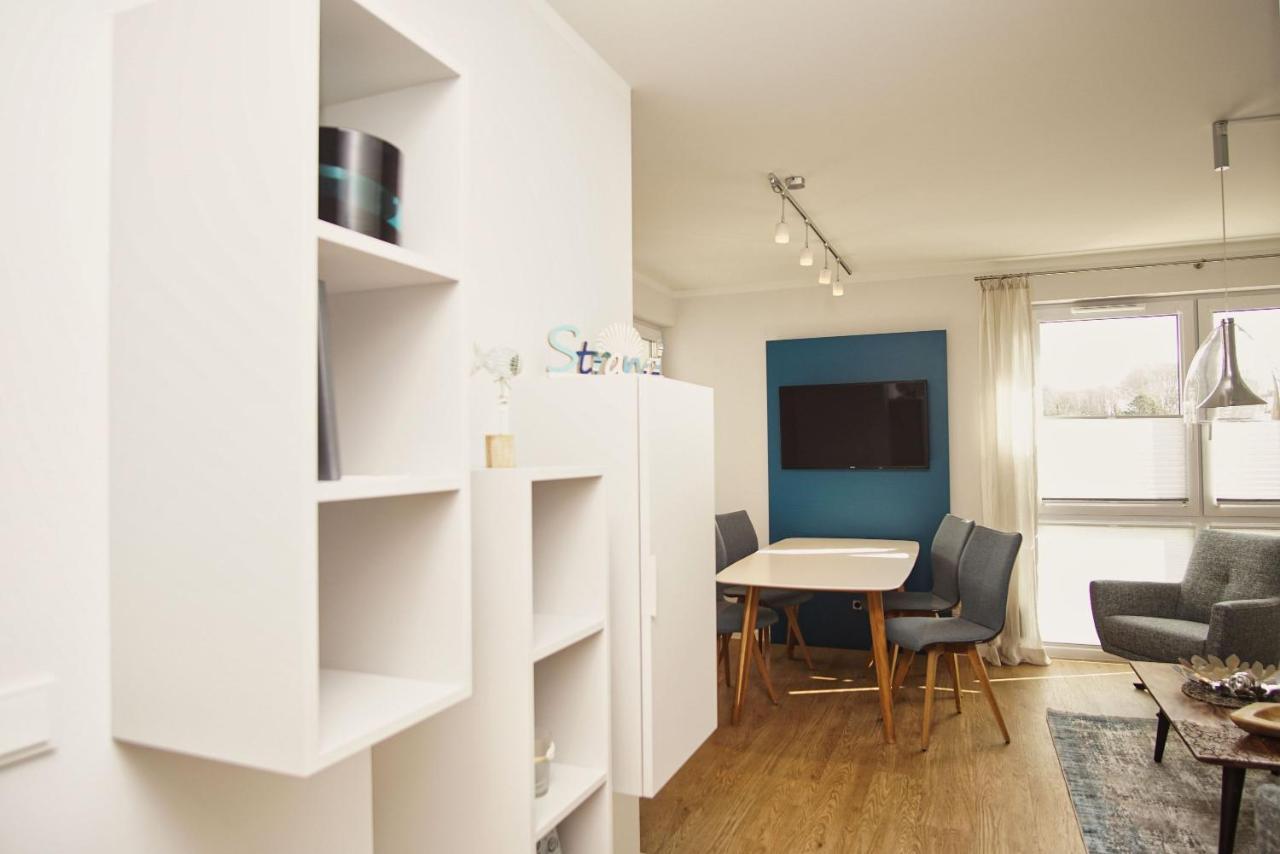 Zentrale Fewo Mit Terrasse, Gratis Nutzung Vom Ahoi Erlebnisbad Und Sauna In Sellin - Villa Anni Fewo 02 Goehren  Exterior foto