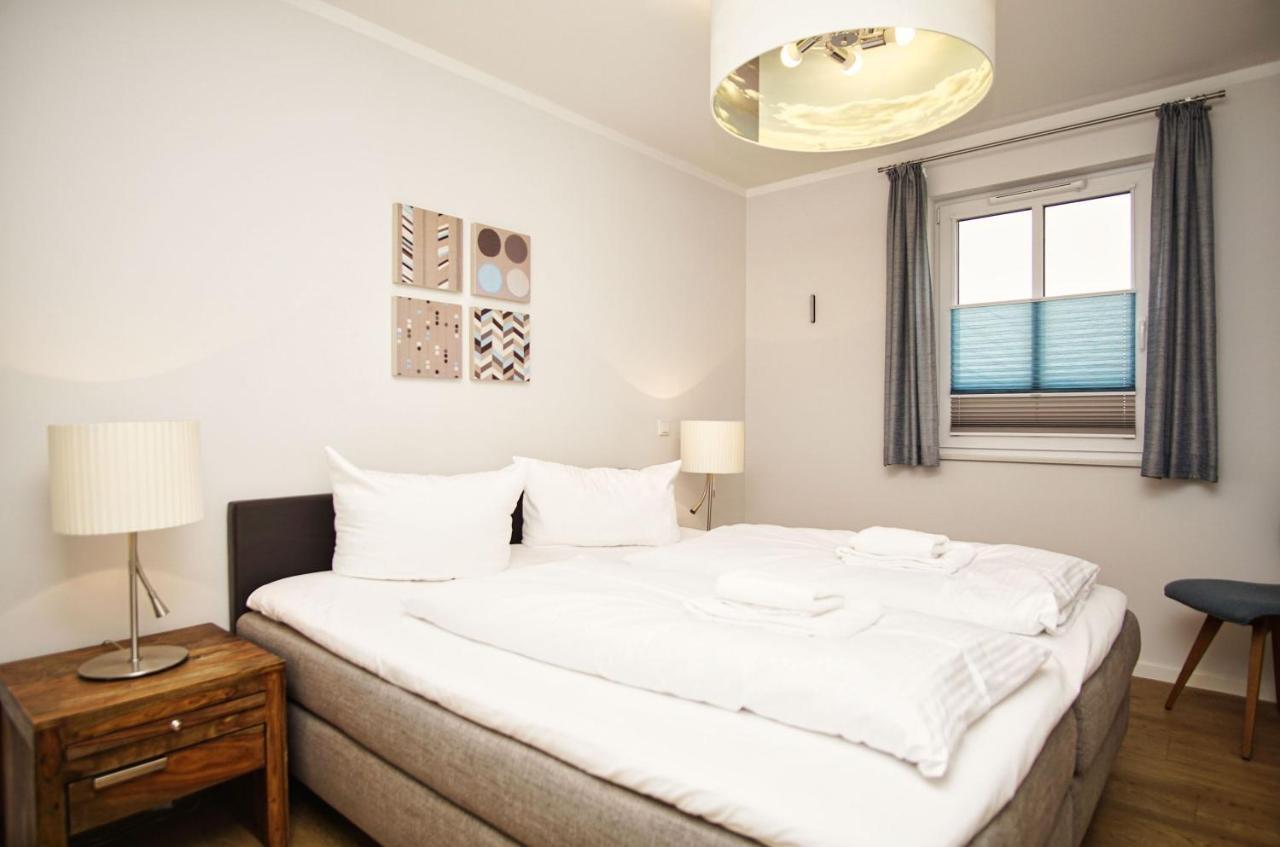 Zentrale Fewo Mit Terrasse, Gratis Nutzung Vom Ahoi Erlebnisbad Und Sauna In Sellin - Villa Anni Fewo 02 Goehren  Exterior foto